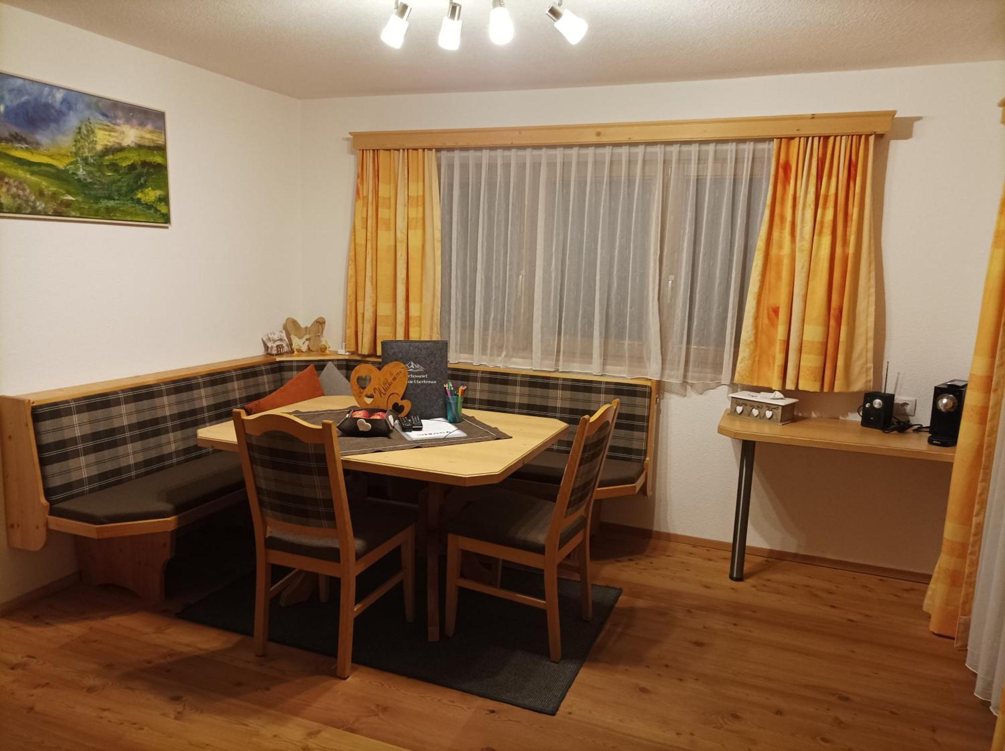Gaestehaus Braunegger オエッツ エクステリア 写真