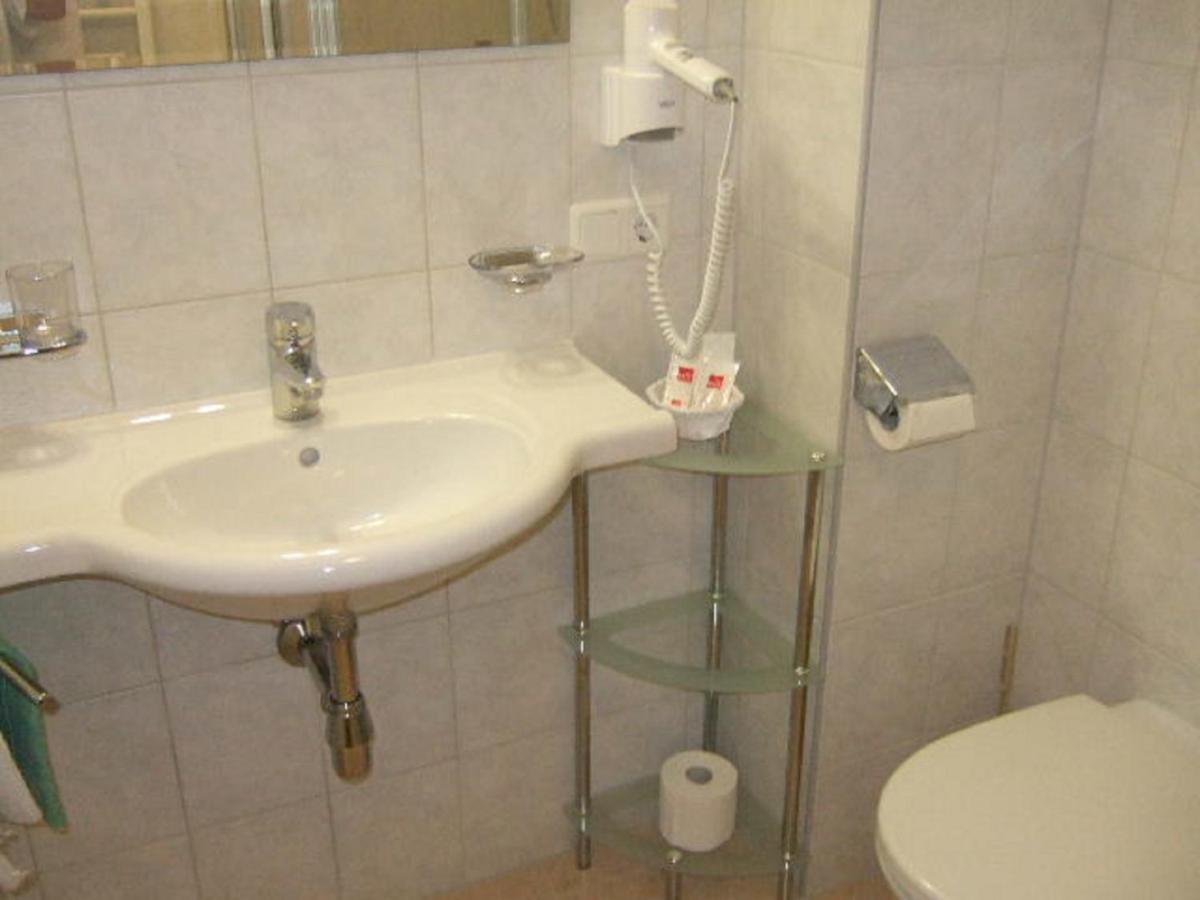 Gaestehaus Braunegger オエッツ エクステリア 写真
